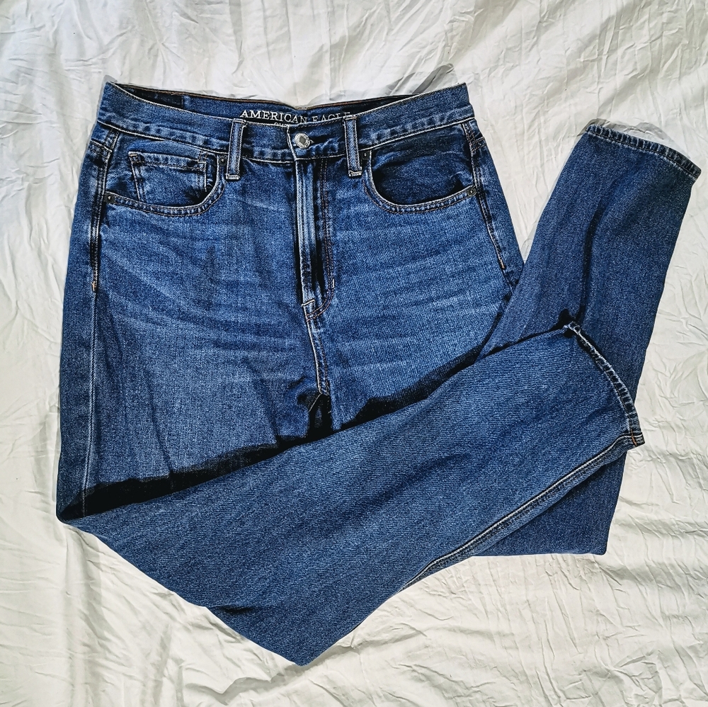 AEO / Mom Jeans